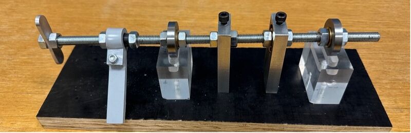 File:Third ball bearing motor model.jpg