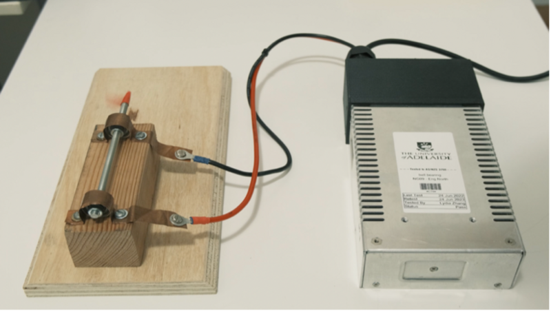 File:Ball bearing motor model one.png